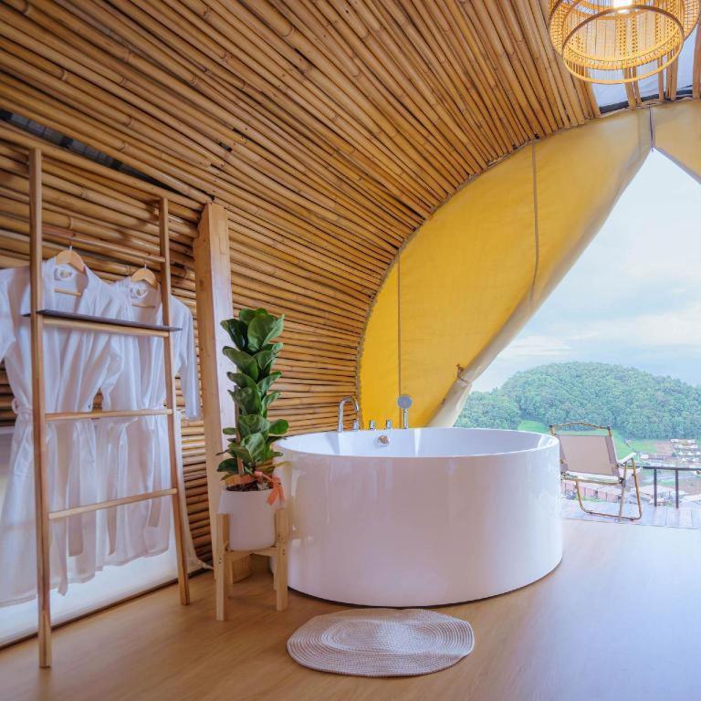 The Doi Moncham Hotel Chiang Mai Eksteriør billede